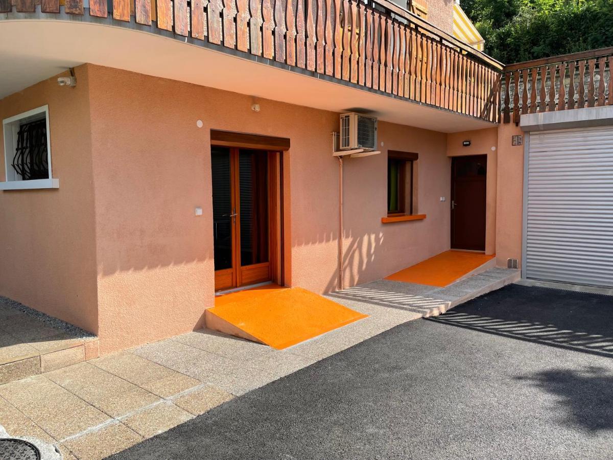 Appartement Avec Jacuzzi Hammam Sauna Privatise Au Rez De Chaussee Ds Maison A Voglans A 2 Kilometres Du Lac Du Bourget En Savoie Entre Chambery Et Aix Les Bains Cure Thermale Exterior foto